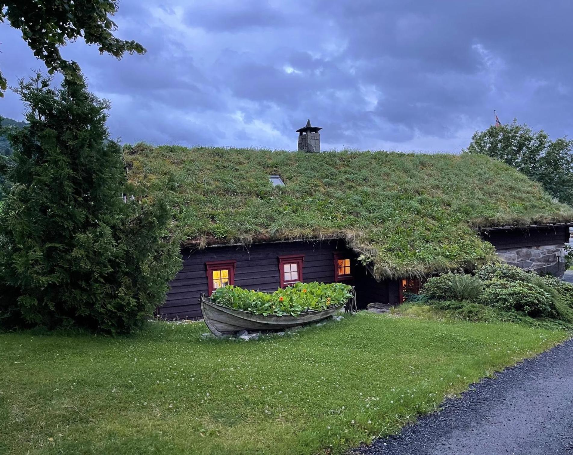 Orheimstunet - Gardsferie For Storfamilien Der Ogsa Hunden Er Velkommen Starheim Exteriér fotografie